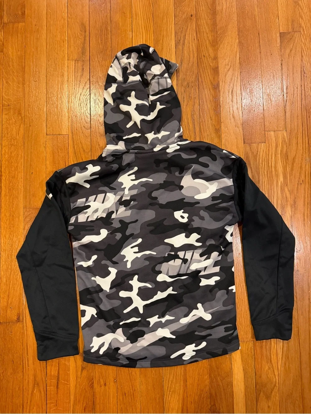 Nike therma fit